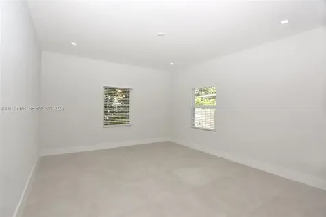 1084 NW 66th Street Miami FL 33150