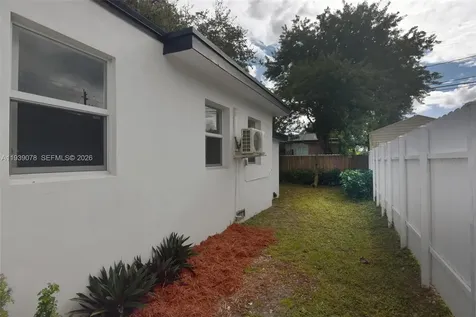 1084 NW 66th Street Miami FL 33150