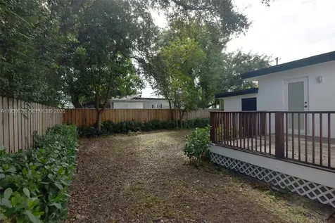 1084 NW 66th Street Miami FL 33150