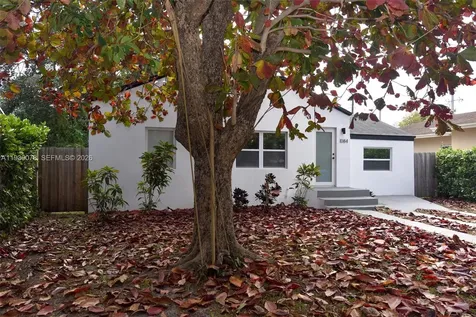 1084 NW 66th Street Miami FL 33150