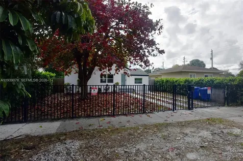 1084 NW 66th Street Miami FL 33150