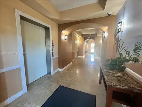 1000 Scotia Drive Hypoluxo FL 33462