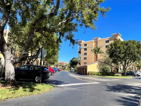 1000 Scotia Drive Hypoluxo FL 33462