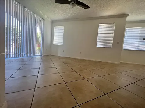 1000 Scotia Drive Hypoluxo FL 33462