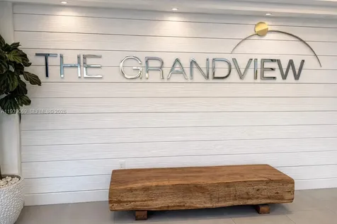 5900 Collins Avenue Miami Beach FL 33140