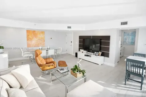 5900 Collins Avenue Miami Beach FL 33140