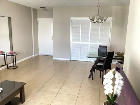 3001 S Ocean Drive Hollywood FL 33019