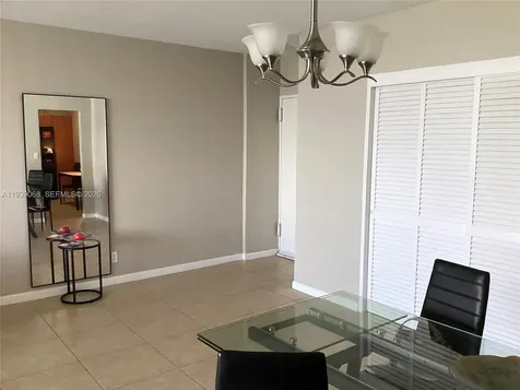 3001 S Ocean Drive Hollywood FL 33019
