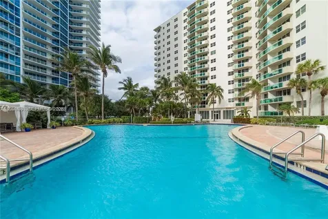 3001 S Ocean Drive Hollywood FL 33019