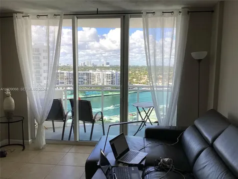 3001 S Ocean Drive Hollywood FL 33019