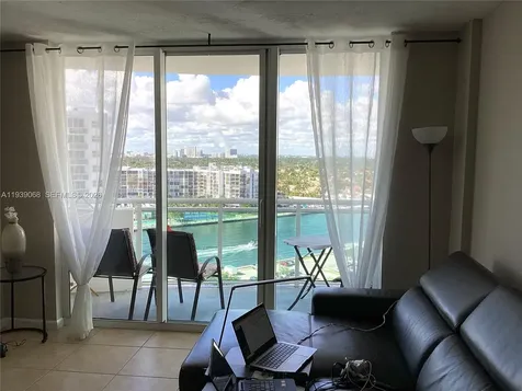 3001 S Ocean Drive Hollywood FL 33019
