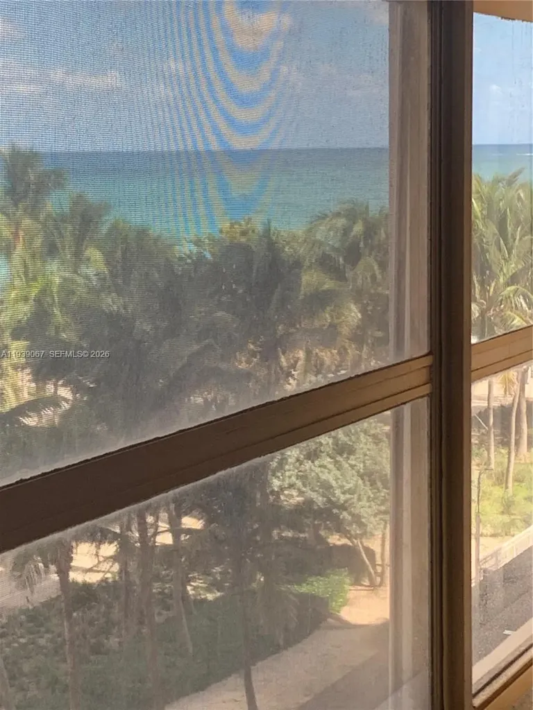 19201 Collins Avenue Sunny Isles Beach FL 33160