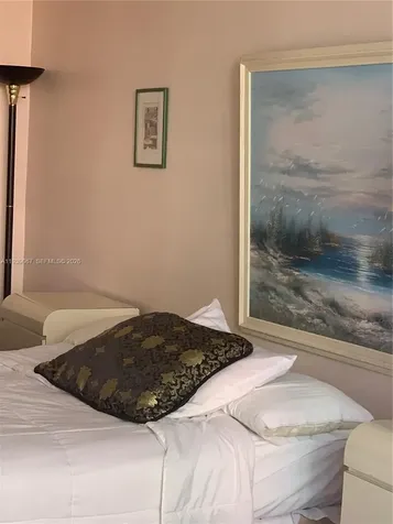 19201 Collins Avenue Sunny Isles Beach FL 33160