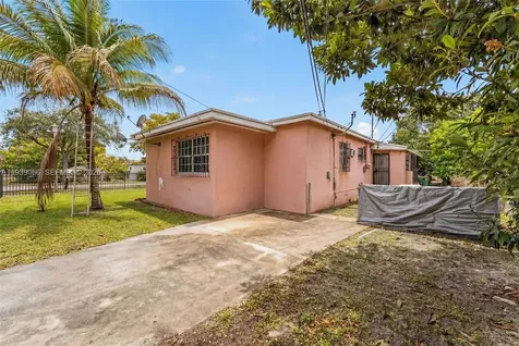 13493 NW 8th Avenue North Miami FL 33168
