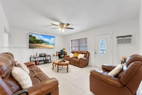 13493 NW 8th Avenue North Miami FL 33168