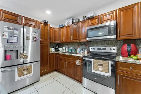 13493 NW 8th Avenue North Miami FL 33168