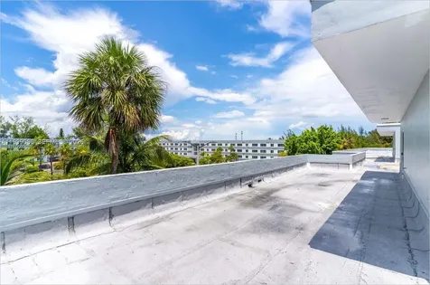 14820 Naranja Lakes Boulevard Homestead FL 33032