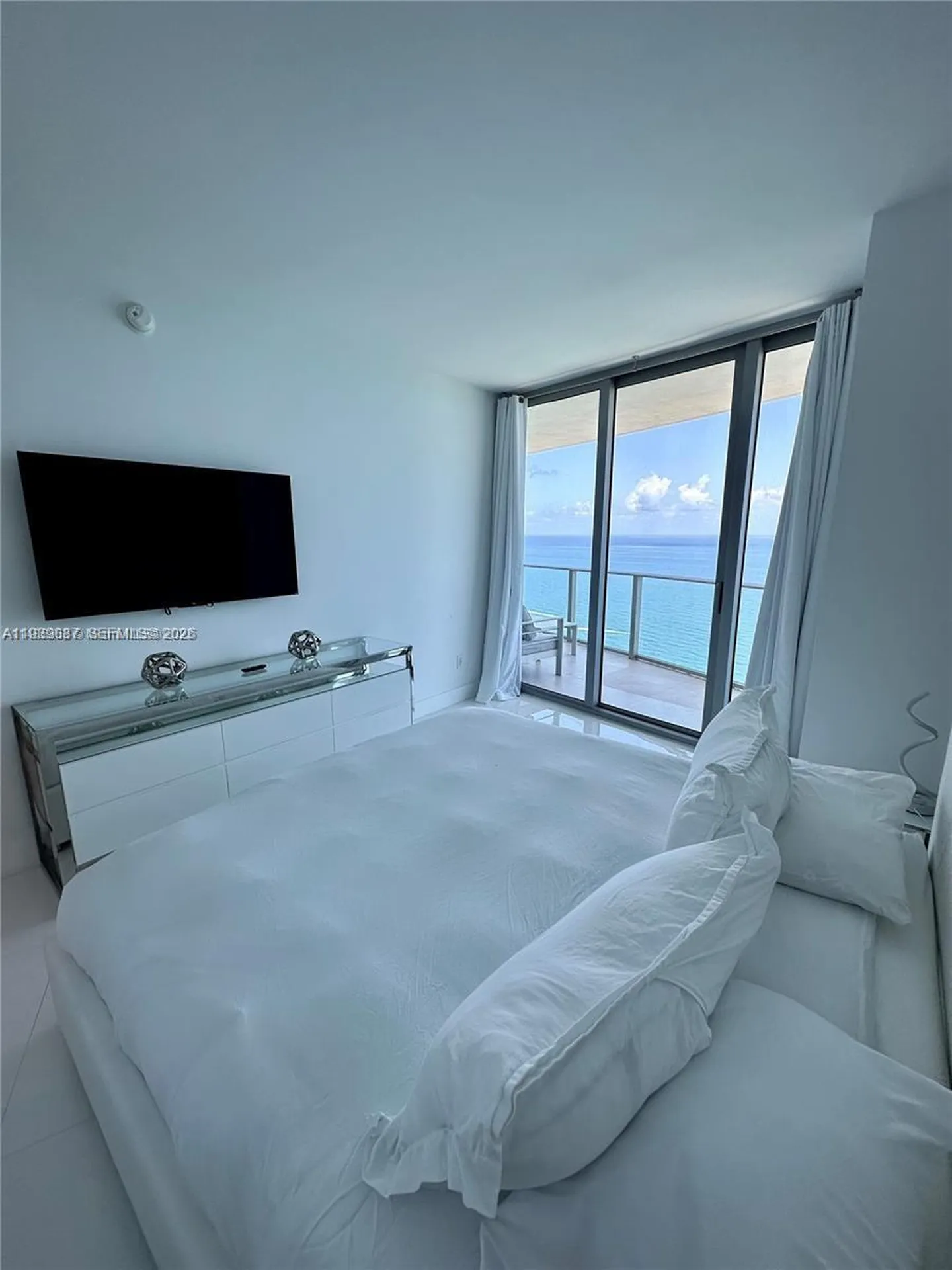 4111 S Ocean Drive Hollywood FL 33019
