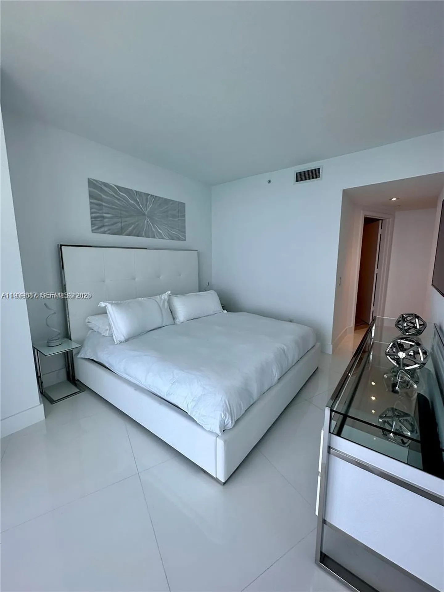 4111 S Ocean Drive Hollywood FL 33019