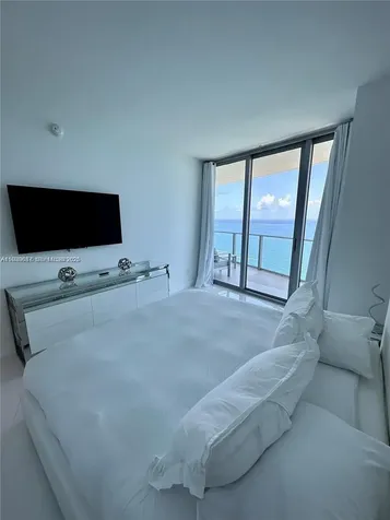 4111 S Ocean Drive Hollywood FL 33019