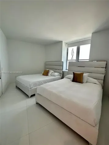 4111 S Ocean Drive Hollywood FL 33019
