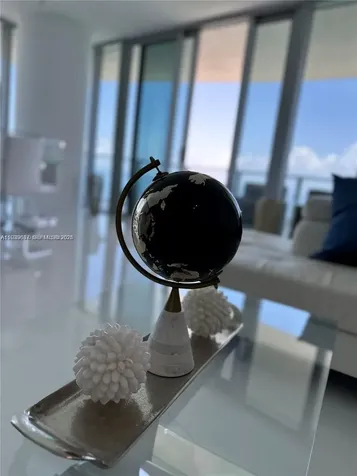 4111 S Ocean Drive Hollywood FL 33019