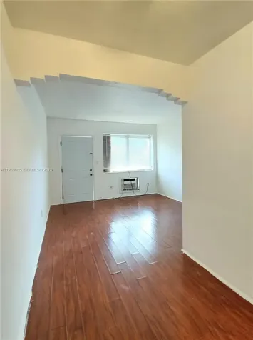 1565 SW 6th Street Miami FL 33135