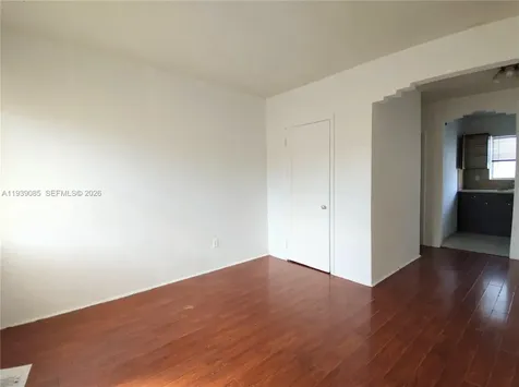 1565 SW 6th Street Miami FL 33135