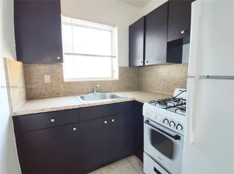 1565 SW 6th Street Miami FL 33135