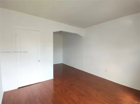 1565 SW 6th Street Miami FL 33135