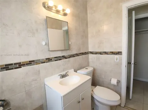 1565 SW 6th Street Miami FL 33135