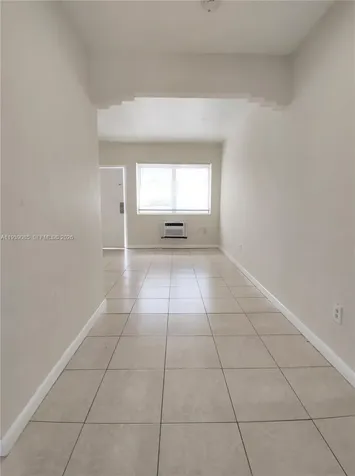 1565 SW 6th Street Miami FL 33135