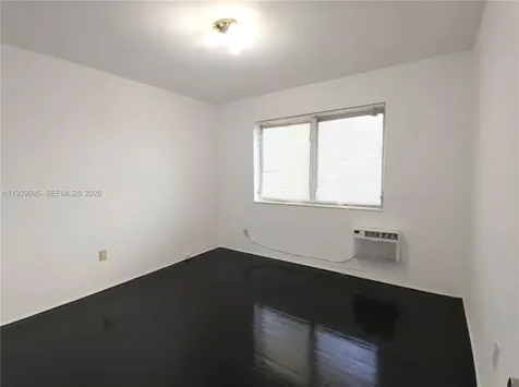 1565 SW 6th Street Miami FL 33135