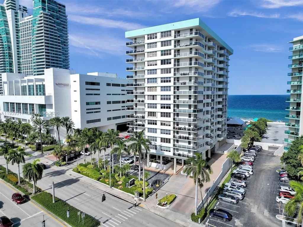 3725 S Ocean Drive Hollywood FL 33019