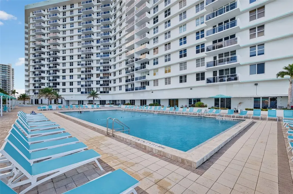 3725 S Ocean Drive Hollywood FL 33019