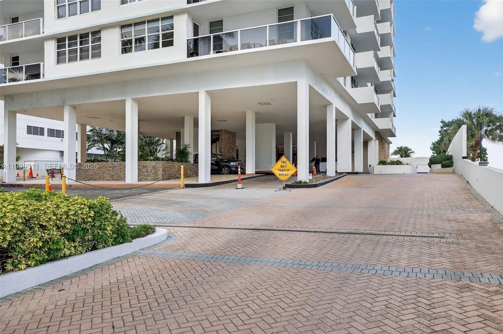 3725 S Ocean Drive Hollywood FL 33019