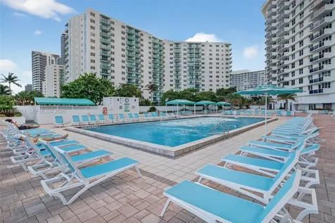 3725 S Ocean Drive Hollywood FL 33019