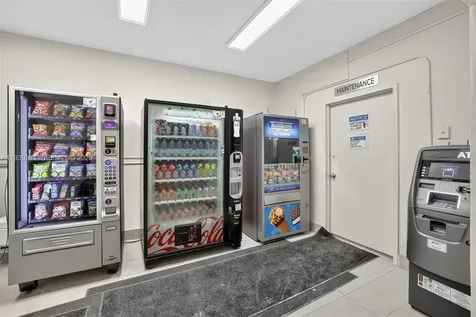 3725 S Ocean Drive Hollywood FL 33019
