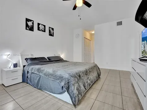 3725 S Ocean Drive Hollywood FL 33019