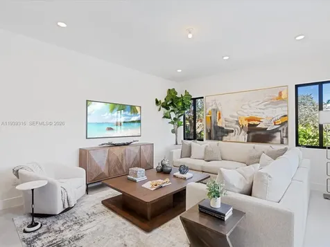 19701 NE 16 Place Miami FL 33179