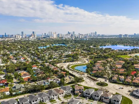 19701 NE 16 Place Miami FL 33179