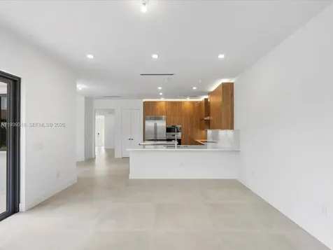 19701 NE 16 Place Miami FL 33179