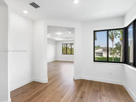 19701 NE 16 Place Miami FL 33179