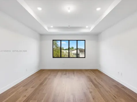 19701 NE 16 Place Miami FL 33179