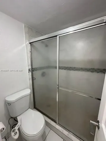 1015 NW 45th Avenue Miami FL 33126