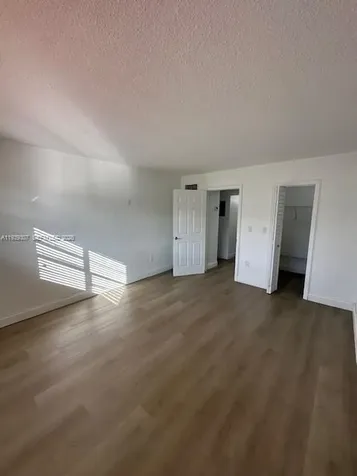 1015 NW 45th Avenue Miami FL 33126