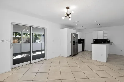 9900 SW 164th Terrace Miami FL 33157
