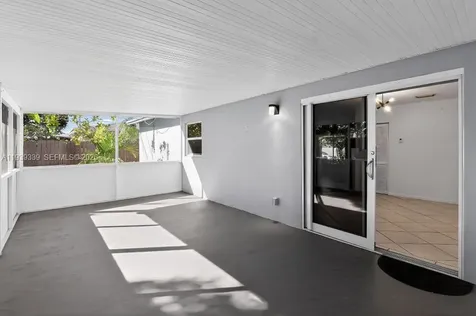 9900 SW 164th Terrace Miami FL 33157