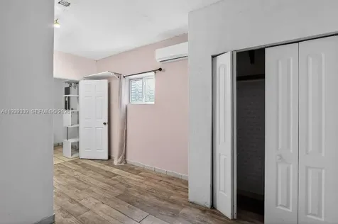 9900 SW 164th Terrace Miami FL 33157