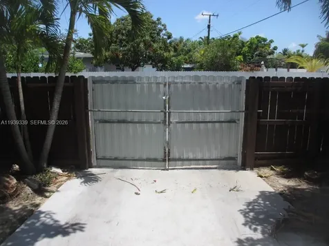 9900 SW 164th Terrace Miami FL 33157